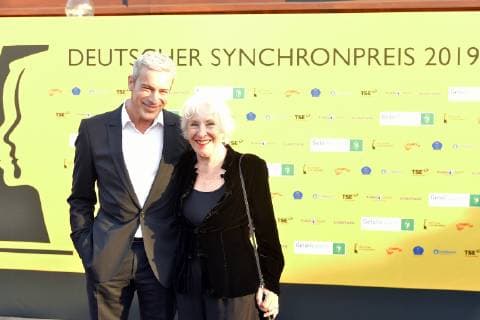 German Synchronic Award 2019 Gedeon Burkhard with Mother Elisabeth von Molo Arrival for the German Synchronic Award 2019 at the TIP am Knazlermat in Berlin on 23 05 2019 photopress müller