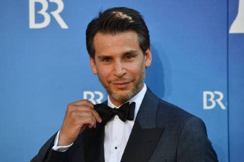 Florian ODENTHAL actor single picture, cut single motive, portrait, portrait, portrait red carpet, Red Carpet, Bavarian Television Award 2019 on 24 05 2019