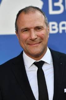 Alexander HOLD single picture, cut single motif, portrait, portrait, portrait red carpet, Red Carpet, Bavarian Television Award 2019 on 24 05 2019