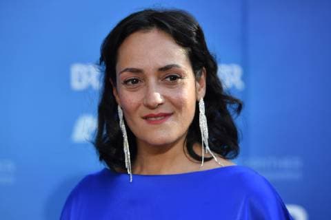Neshe DEMIR actress single picture, cut single motif, portrait, portrait, red carpet, red carpet, Bavarian Television Award 2019 on 24 05 2019