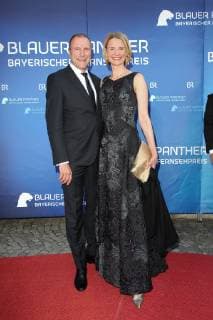 Alexander Hold with wife Michaela, Bavarian Television Prize 2019 at the Prinzregententheater in Munich on 25 05 2019