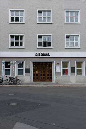 Party headquarters Die Linke Germany, Berlin 20 05 2019 The picture shows the main entrance to the Karl Liebknecht House, including the federal office of the party Die Linke, Berlin Berlin Germany