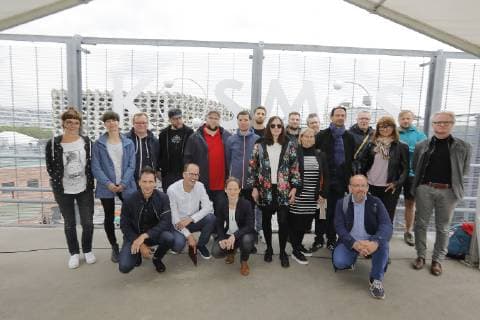 Kosmos PK 28 05 2019, Chemnitz, roof of the multi-storey car park Theaterstrasse, press conference, Kosmos Chemnitz - We stay more city plans concert on July 4 in the city center, CWE boss Sören Uhle in front 2 vl and the makers present their program