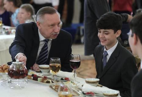 MOSCOW, RUSSIA - MAY 30, 2019: Acting St Petersburg Governor Alexander Beglov (L) ahead of a ceremony at the Moscow Kremlin to present Orders of Parental Glory to parents of large families. Mikhail Metzel TASS  TS0AD573