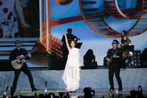Taiwanese singer and actress Rainie Yang performs during the 2019 HITO FM Pop Music Awards ceremony in Taipei, Taiwan, 2 June 2019. Rainie Yang, Li Ronghao pair up to highlight 2019 HITO FM Pop Music Awards ceremony  bjl10191685