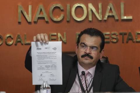 June 2, 2019 EUM20190602POL22 JPG PUEBLA, Pue ElectionsElections Puebla June 2, 2019 Joaquin Rubio, local executive member of the National Electoral Institute INE , shows the voting percentage of the quick count of the governor election prepared by this institute, which confirms the advantage of candidate Miguel Barbosa, aspirant of Juntos Haremos Historia Photo Agency EL UNIVERSALIvan StephensEELG  - ZUMAu78_ 20190602_zaf_u78_054 Copyright: xElxUniversalx