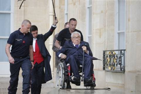 News Bilder des Tages Henry Kissinger NEWS : Henry Kissinger a l Elysee - Paris - 04 06 2019 StephenCaillet Panoramic 