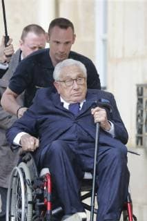 Henry Kissinger NEWS : Henry Kissinger a l Elysee - Paris - 04 06 2019 StephenCaillet Panoramic 