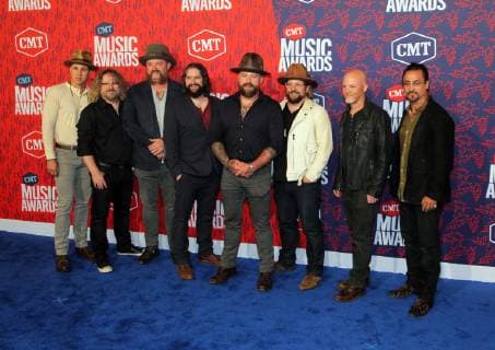 The Zac Brown Band arrives for the 2019 CMT Music Awards on June 5, 2019 at the Bridgestone Arena in Nashville, Tennessee.  NAS20190605121 JOHNxSOMMERSxII
