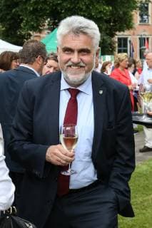 Wirtschaftsminister Prof. Dr. Armin Willingmann (Sachsen Anhalt) - Sommertreff der Landesregierung von Sachsen Anhalt im Garten des Palais am Fürstenwall in der Staatskanzlei in Magdeburg *** Minister of Economic Affairs Prof Dr Armin Willingmann Saxony Anhalt Summer meeting of the State Government of Saxony Anhalt in the garden of the Palais am Fürstenwall in the State Chancellery in Magdeburg
