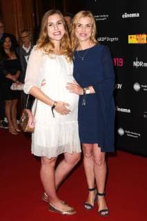 Andrea Lüdke with her pregnant daughter Lilly at the award ceremony of the Studio Hamburg Nachwuchspreis on 6 06 2019 in Hamburg Studio Hamburg Nachwuchspreis Award 2019 in Hamburg