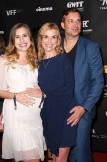Andrea Lüdke and her husband Stefan Tscharntke with their pregnant daughter Lilly at the award ceremony of Studio Hamburg Nachwuchspreis on 6 06 2019 in Hamburg Studio Hamburg Nachwuchspreis Award 2019 in Hamburg