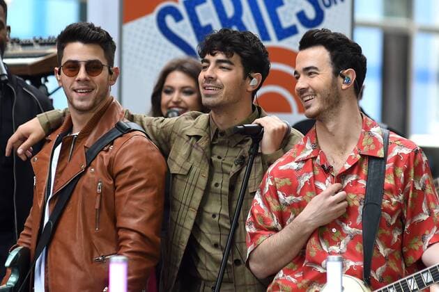 Entertainment Themen der Woche KW23 Entertainment Bilder des Tages June 7, 2019 - New York, NY, USA - June 7, 2019 New York City..Jonas Brothers performing on NBC s Today Show at Rockefeller Plaza on June 7, 2019 in New York City. New York USA  - ZUMAny1_ 20190607_zaf_ny1_064 Copyright: xKristinxCallahanx