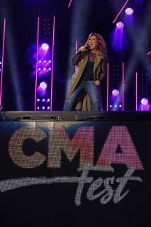 07 June 2019 - Nashville, Tennessee - Jo Dee Messina.2019 CMA Music Fest Nightly Concert held at Nissan Stadium. Photo Credit: Frederick Breedon AdMedia 241034 2019-06-07 Tennessee Nashville Etats-Unis  Copyright: xAdMediax STAR_241034_005