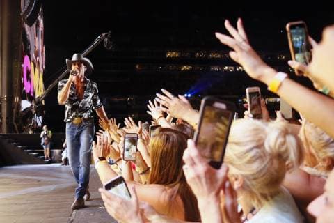 08 June 2019 - Nashville, Tennessee - Tim McGraw. 2019 CMA Music Fest Nightly Concert held at Nissan Stadium. Photo Credit: Frederick Breedon AdMedia 241502 2019-06-08 Tennessee Nashville Etats-Unis  Copyright: xAdMediax STAR_241502_002