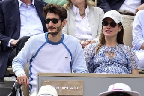 Pierre Niney et sa femme Natasha Andrews CELEBRITES : Internationaux de France 2019 Roland Garros - Finale Hommes - 09 06 2019 JBAutissier Panoramic 