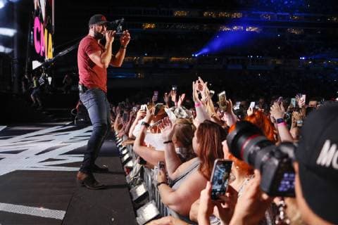 09 June 2019 - Nashville, Tennessee - Luke Bryan. 2019 CMA Music Fest Nightly Concert held at Nissan Stadium. Photo Credit: Frederick Breedon AdMedia 241548 2019-06-09 Tennessee Nashville Etats-Unis  Copyright: xAdMediax STAR_241548_019