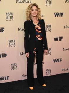 12 June 2019 - Beverly Hills, California - Kyra Sedgwick. Women In Film Annual Gala 2019 Presented By Max Mara held at Beverly Hilton Hotel. Photo Credit: Birdie Thompson AdMedia 241683 2019-06-12 California Beverly Hills Etats-Unis  Copyright: xAdMediax STAR_241683_056
