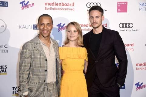 Jerry Hoffmann, Sonja Gerhardt and Vladimir Burlakov at the presentation of the Berlin Series Award 2019 in the Titanic Hotel Gendarmenmarkt Berlin, 13 06 2019 Foto:xN.xKubelkax xFuturexImage