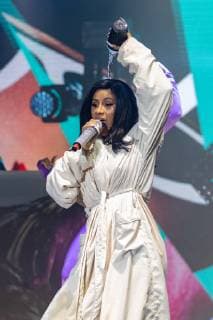 June 16, 2019 - Manchester, Tennessee, U.S - CARDI B changes into a bath robe to complete her performance during the Bonnaroo Music + Arts Festival in Manchester, Tennessee Manchester U.S. - ZUMAs135 20190616_zap_s135_026 Copyright: xDanielxDeSloverx
