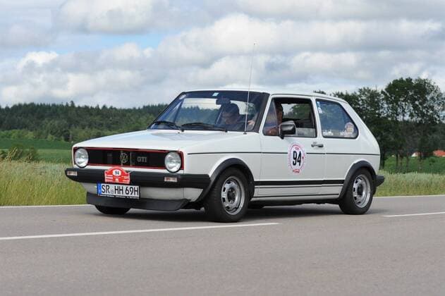 16 Classic Rallye in Regensburg Participating vehicles Cars are Classic Car or Oldtimer, all older than 30 years These vehicles have predominantly H approval Photo VW Golf I GTI