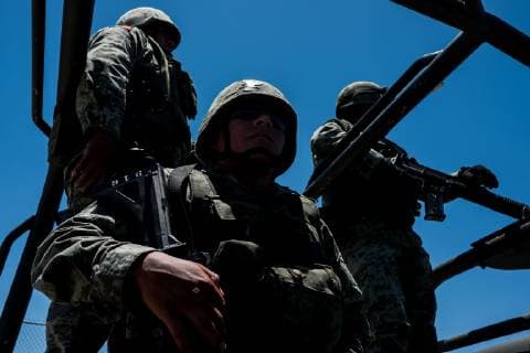 June 18, 2019 - Military personnel from the EjÅ½rcito Mexicano, Mexico s army, patrol the Rio Grande along the U.S.-Mexico border with intentions to prevent migrants from illegally crossing into the United States through El Paso, Texas, in Ciudad Ju¡rez, Chihuahua, MÅ½xico. According to the Mexican military personnel, they began patrolling the border in Ciudad Ju¡rez on June 16. - ZUMAj106 20190618_zap_j106_007 Copyright: xJoelxAngelxJuarezx