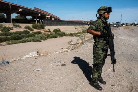 June 18, 2019 - Military personnel from the EjÅ½rcito Mexicano, Mexico s army, patrol the Rio Grande along the U.S.-Mexico border with intentions to prevent migrants from illegally crossing into the United States through El Paso, Texas, in Ciudad Ju¡rez, Chihuahua, MÅ½xico. According to the Mexican military personnel, they began patrolling the border in Ciudad Ju¡rez on June 16. - ZUMAj106 20190618_zap_j106_010 Copyright: xJoelxAngelxJuarezx