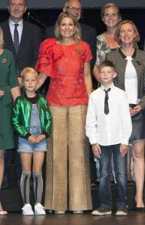 20-06-2019 Drenthe Queen Maxima during the signing of the local music agreement of ‘’More Music in the Classroom’’ and the mobile workshop of the Leerorkest instrumentendepot in Hoogeveen.  Copyright: xPPEx