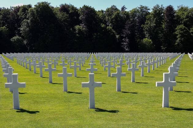 20 06 2019, xmkx, Lokal Luxemburg , Luxembourg American Cemetery and Memorial American Military Cemetery v l Graeber, Kreuze, Wiese, Symbolbild, Luxemburg Luxemburg Luxemburg LUX