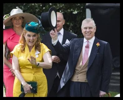 . 21 06 2019. Ascot , United Kingdom. Sarah, Duchess of York and her former husband the Duke of York wave at the Royal Procession on day four of Royal Ascot , United Kingdom.  xStephenxLockx xi-Imagesx IIM-19830-0036