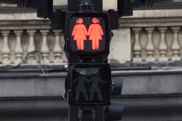 News Themen der Woche KW25 News Bilder des Tages Brasilien, gleichgeschlechtliche Ampelsymbole in Sao Paulo SÃO PAULO, SP - 21.06.2019: SEMÁFOROS AV. PAULISTA - Traffic lights on Av. Paulista, with homosexual couples in honor of the gay pride parade, this Friday (21). x1750898x  RobertoxCasimiro