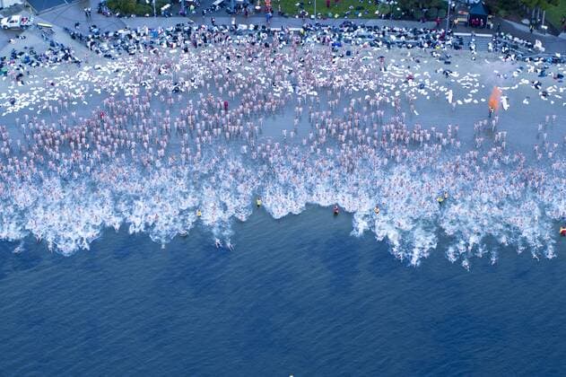 News Themen der Woche KW25 News Bilder des Tages DARK MOFO WINTER SOLSTICE SWIM HOBART, Swimmers participate in the 2019 Dark Mofo Nude Solstice Swim at Sandy Bay beach, Hobart, Saturday, 22 June 2019. ( NO ARCHIVING, EDITORIAL USE ONLY, NO USE IN BOOKS WITHOUT CONSENT HOBART TAS AUSTRALIA  Copyright: xRBx 20190622001405467021
