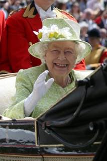 Queen Elizabeth II attends day 5 of Royal Ascot at Ascot Racecourse in Berkshire, England. JUNE 22nd 2019  MTXx192264