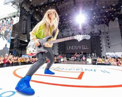 June 21, 2019 - Chicago, Illinois, U.S - LINDSAY ELL during the LakeShake Country Music Festival in Chicago, Illinois Chicago U.S. - ZUMAs135 20190621_zap_s135_010 Copyright: xDanielxDeSloverx