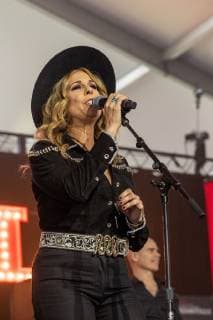 June 21, 2019 - Chicago, Illinois, U.S - RITA WILSON during the LakeShake Country Music Festival in Chicago, Illinois Chicago U.S. - ZUMAs135 20190621_zap_s135_025 Copyright: xDanielxDeSloverx