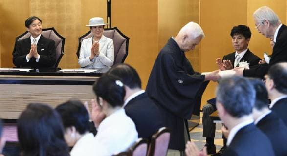 Japan emperor, empress at award ceremony Japan s Emperor Naruhito (L) and Empress Masako attend an award ceremony of the Japan Art Academy in Tokyo on June 24, 2019. 
