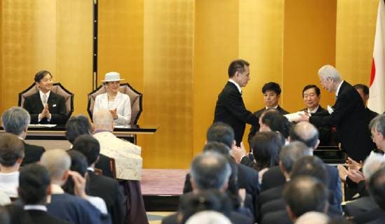 Japan emperor, empress at award ceremony Japan s Emperor Naruhito (L) and Empress Masako attend an award ceremony of the Japan Art Academy in Tokyo on June 24, 2019. 