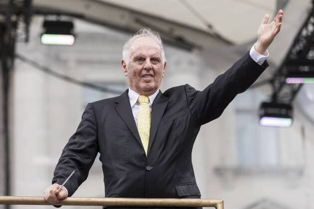 19 Staatsoper für alle, conductor Daniel Barenboim with the Staatskapelle Berlin at Berlins Bebelplatz on 16 06 19, classical music, classical concert, free of charge, open air, open air, open air concert, music Berlin Germany, Germany Copyright: xPOP-EYEx xBenxKriemannx POPEYEStaatsoperFuerAlle10113974
