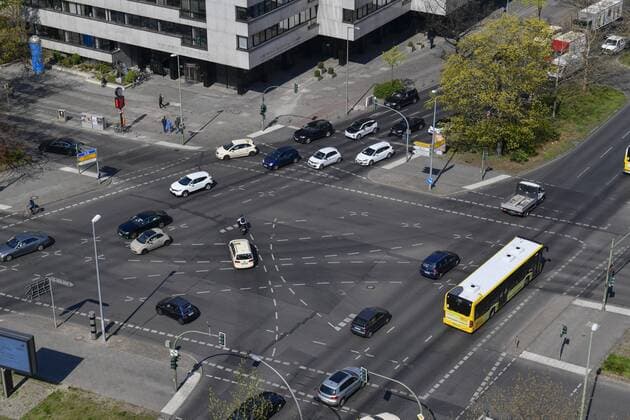 crossroads, Schillstraße, Kurfürstenstraße, Tiergarten, Mitte, Berlin, Germany