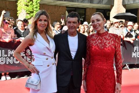 Antonio Banderas with girlfriend and Diana Iljine Director Filmfest Munich Cinemerit Gala Cinemerit Award 2019 Honour, Prize, Award Festival Centre Gaststeig Munich 28 June 2019