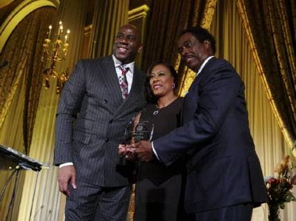Entertainment Themen der Woche KW26 Entertainment Bilder des Tages June 30, 2019 - Los Angeles, California, U.S - CBS2 KCAL9 sports anchor Jim Hill receives The Joseph M. Quinn Award in the Los Angeles Press ClubÃ¢â‚¬â ¢s 61st SoCal Journalism Awards Gala on Sunday, June 30, 2019 in Los Angeles. Los Angeles U.S. - ZUMAc68_ 20190630_zaf_c68_005 Copyright: xRingoxChiux
