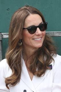 London, Herzogin Kate besucht Tennisturnier in Wimbledon . 02 07 2019. London, United Kingdom. The Duchess of Cambridge on day two of the Wimbledon Tennis Championships in London.  xStephenxLockx xi-Imagesx IIM-19868-0036