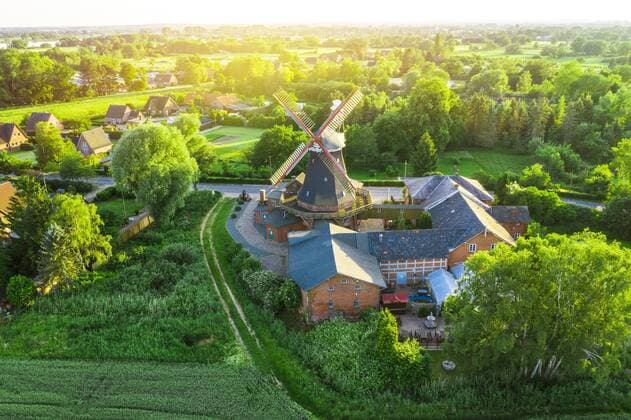 Riepenburger MÃ¼hle Boreas in Kirchwerder, Vier- und Marschlande, Hamburg, Deutschland, Europa *** Riepenburger MÃ¼hle Boreas in Kirchwerder, Vier and Marschlande, Hamburg, Germany, Europe ** NUR FUER REDAKTIONELLE ZWECKE ** EDITORIAL USE ONLY **