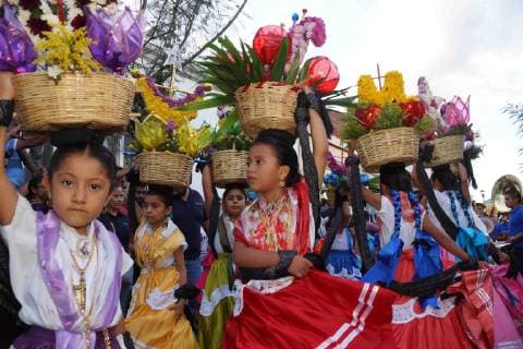 July 5, 2019 EUM20190705NAC08 JPG OAXACA, Oax TraditionTradicion Guelaguetza July 5, 2019 Aspects of the first banquet of Guelaguetza 2019 that took place in the streets of the historic center of Oaxaca Photo Agency EL UNIVERSALEELG  - ZUMAu78_ 20190705_zaf_u78_045 Copyright: xElxUniversalx