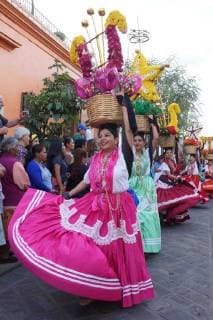 July 5, 2019 EUM20190706NAC02 JPG OAXACA, Oax TraditionTradicion Guelaguetza Aspects of the first invitation to the Guelaguetza 2019 that took place in the streets of the historic center of Oaxaca, the afternoon of July 5, 2019 Photo Agency EL UNIVERSALEELG  - ZUMAu78_ 20190705_zaf_u78_056 Copyright: xElxUniversalx
