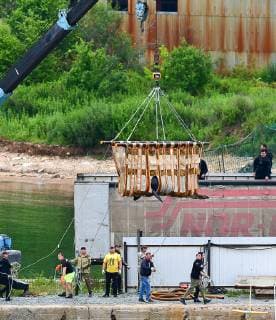 VLADIVOSTOK, RUSSIA - JULY 11, 2019: Preparing an orca to be transported to the release site in the Sakhalin Gulf. Experts of the Russian Research Institute of Fisheries and Oceanography (VNIRO) begin an operation to release the marine mammals that had been kept at the so-called whale prison , from a rehabilitation centre in the Srednyaya Bay. A marine containment facility branded a whale prison was discovered in the Srednyaya Bay in Primorye Territory in 2018; 90 belugas and 11 orcas were captured in the whale prison to be sold to Chinese amusement parks; later, three beluga whales and one orca disappeared. Russian police and prosecutors are carrying out a criminal investigation. Dmitry Yefremov TASS  TS0B2AC5