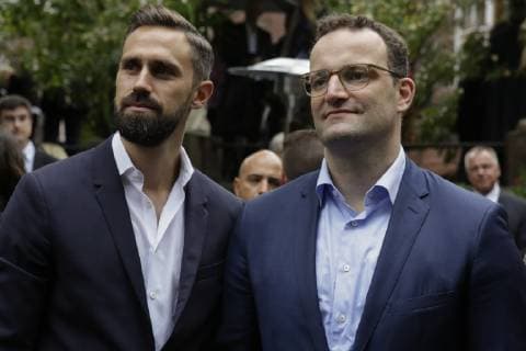 Germany: Nibelungen-Festspiele 2019 premiere The Federal Minister of Health Jens Spahn (right) and his husband Daniel Funke (left) are pictured before the premiere of the ‘Nibelungen-Festspiele . Actors, politicians and other VIPs attended the opening night of the 2019 Nibelungen-Festspiele (Nibelung Festival) in Worms. The play in the 18. Season of the festival is called Uberwaltigung (Overcoming) from author Thomas Melle, and directed by Lilja Rupprecht. It retells of the original Song of the Nibelungs, starting at the end and attempting to rewrite the story to a better, less deadly attempt. Worms Rhineland-Palatinate Germany Worms Cathedral  MichaelxDebets