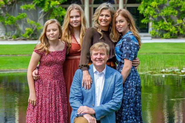 Entertainment Bilder des Tages THE HAGUE - Dutch King Willem-Alexander, Queen Maxima and the princesses Amalia, Alexia and Ariane during the annual photo session of the royal family at Huis ten Bosch Palace. Photo: Wesley de Wit Hollandse Hoogte  Copyright: xHollandsexHoogtex xWesleyxdexWitx x200227247x