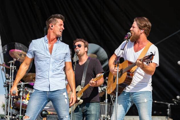 July 19, 2019 - Twin Lakes, Wisconsin, U.S - BRAD REMPEL and CURTIS REMPEL of High Valley during the Country Thunder Music Festival in Twin Lakes, Wisconsin Twin Lakes U.S. - ZUMAs135 20190719_zap_s135_014 Copyright: xDanielxDeSloverx