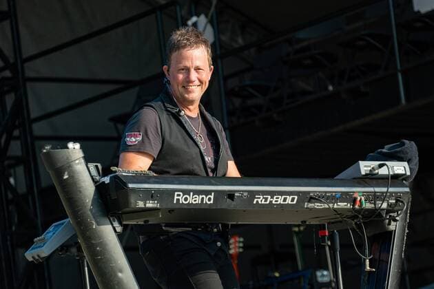 July 19, 2019 - Twin Lakes, Wisconsin, U.S - DEAN SAMS of Lonestar during the Country Thunder Music Festival in Twin Lakes, Wisconsin Twin Lakes U.S. - ZUMAs135 20190719_zap_s135_045 Copyright: xDanielxDeSloverx